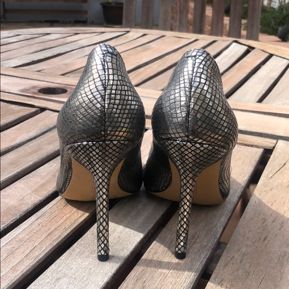 Silver snake high heels - Picture 2 of 4